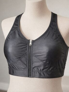 SPOKAN Black Front-Zip Sports Bra New With Tags Size 42DD